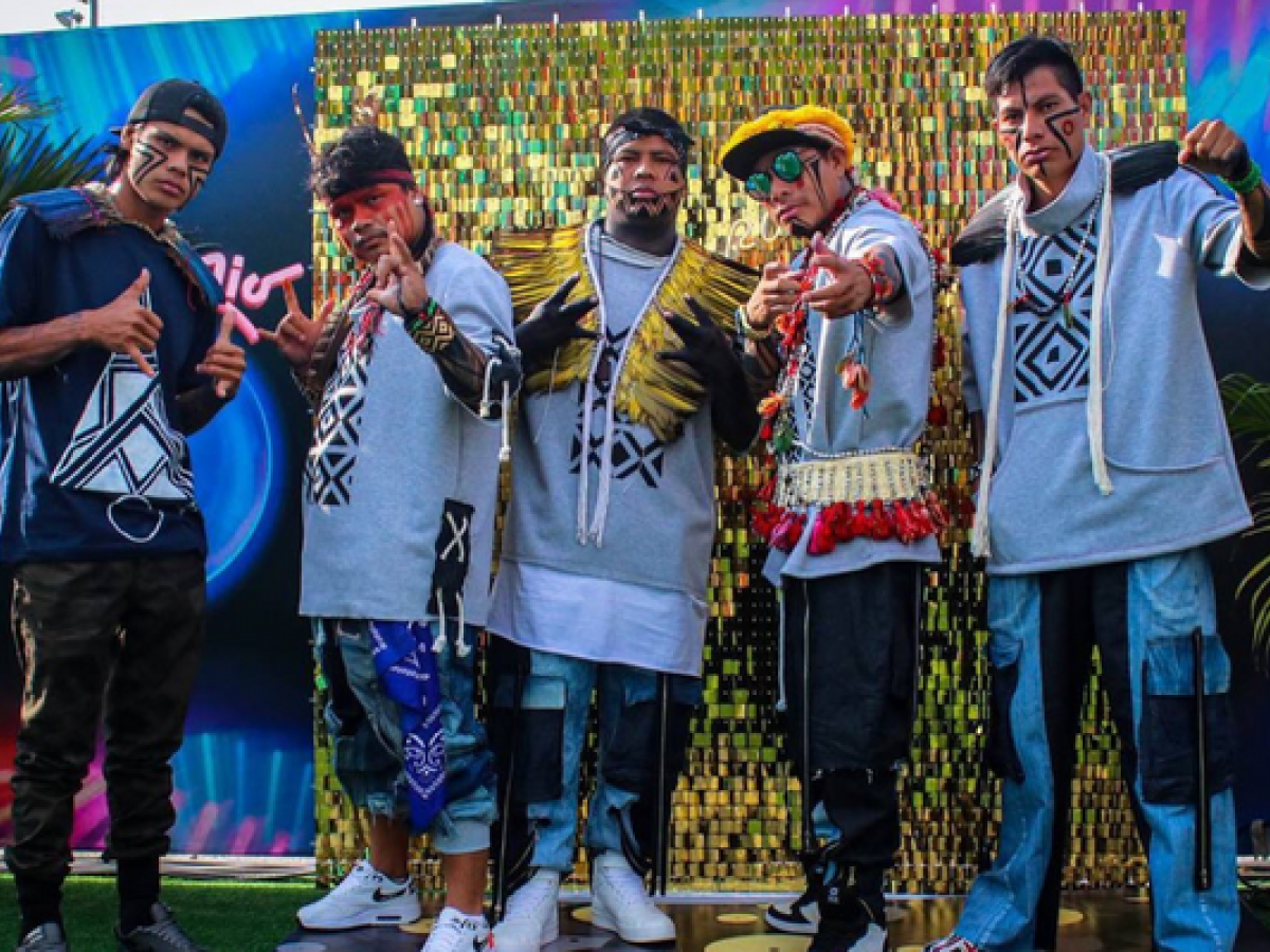 Primeiro grupo de rap indígena do país, Brô MC's sai de MS nesta madrugada  para o Rock in Rio