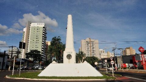 Prefeitura adia cerimônia de reinauguração do Obelisco