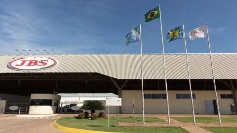 JBS quer contratar 50 novos funcionários em Campo Grande 