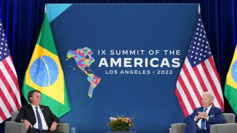 Joe Biden ajuda o Brasil e revoga medida de Trump sobre o aço