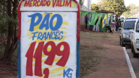 Pobreza bate recorde no Brasil; quase 20 milhões