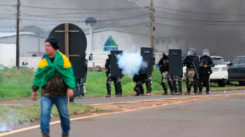 PRF e bolsonaristas entram em conflito em Mato Grosso do Sul 