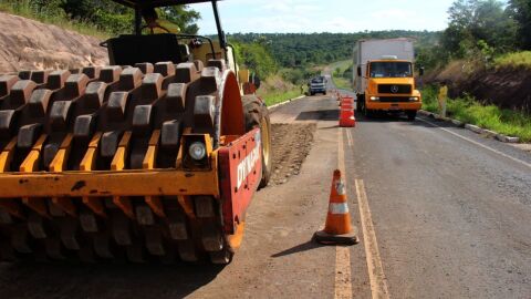 Riedel autoriza licitação de R$ 161 milhões para obras entre Camapuã e Figueirão