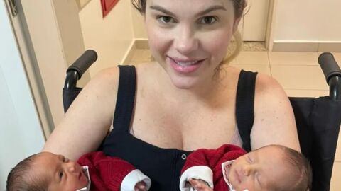 Bárbara Evans tem alta do hospital com os gêmeos e exibe cliques: 'Indo para casa'