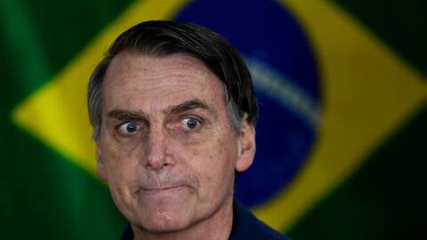 55% dos brasileiros acreditam que Bolsonaro tentou dar um golpe de estado