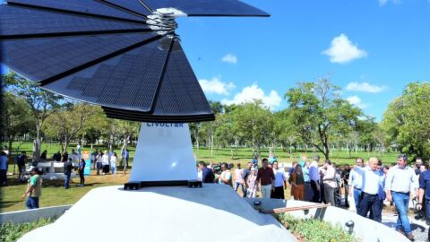 Governo inaugura mini usina fotovoltaica dentro do Parque da Nações Indígenas