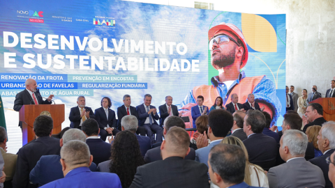 Presidente Lula anuncia R$ 400 milhões para abastecimento de água em áreas rurais
