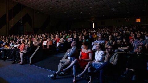 Premiações da 36ª Noite da Poesia acontecem hoje no Teatro Aracy Balabanian