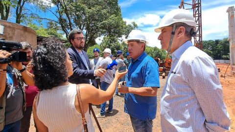 Gerson Claro visita obras e anuncia entrega de refeitório e 1&#8304; etapa de estacionamento