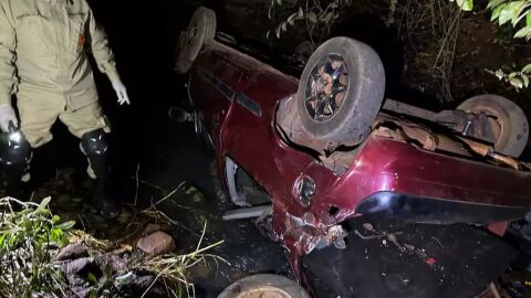 Josemar morre, mas criança e mãe sobrevivem após Clio cair de ponte