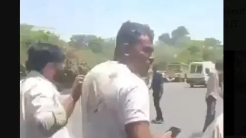 VÍDEO: Suposto sobrevivente de queda de avião na Índia é descrito como "milagre" pela imprensa local