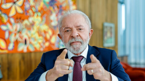 "O Brasil aceita negociação, mas não imposição", avisa presidente Lula