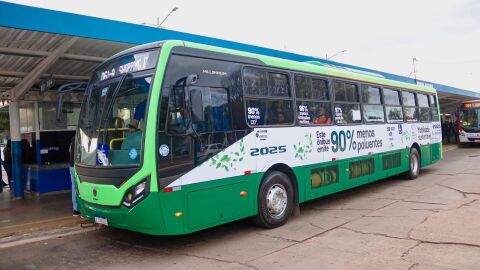 Em meio à crise do transporte público, consórcio e prefeitura testam ônibus a gás
