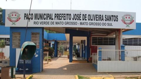 Após denúncia, prefeitura suspende licitação para manutenção de frota
