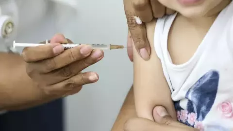 Sarampo no Paraguai deixa MS em alerta; Estado reforça vacinação