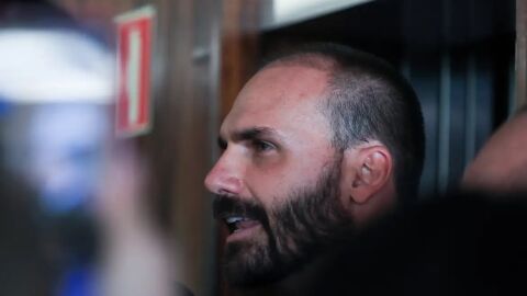 TCU recomenda que Câmara investigue gastos de Eduardo Bolsonaro
