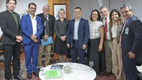 PT-MS empossa Vander Loubet e filia Fábio Trad neste sábado, na Capital