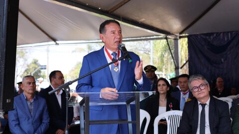 Gerson Claro recebe Medalha do Mérito e destaca disciplina e valores da Polícia Militar de MS 