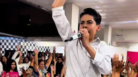 Vídeo: Em MS, pastor mirim é chamado de falso profeta e denuncia "amante"