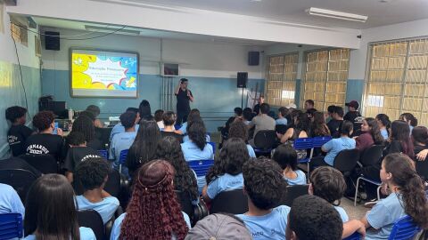 Com palestra do Procon, estudantes de Campo Grande aprendem sobre educação financeira