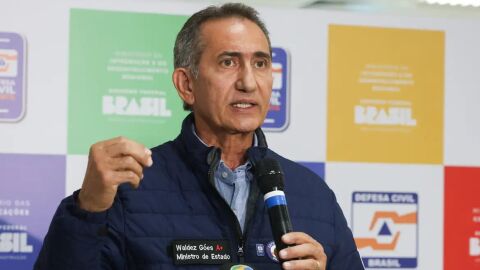 Governo Lula anuncia envio de equipes para região destruída por ciclone