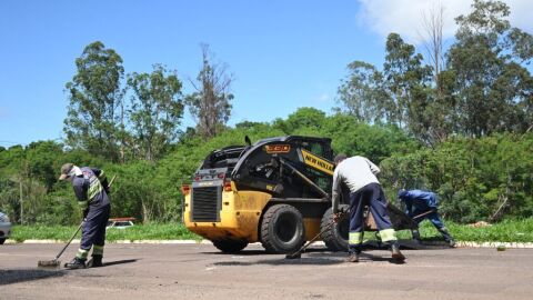 Prefeitura libera R$ 10 milhões para retomada emergencial do tapa-buracos
