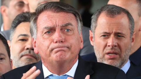 Após reclamações, Moraes manda Bolsonaro para a 'Papudinha'