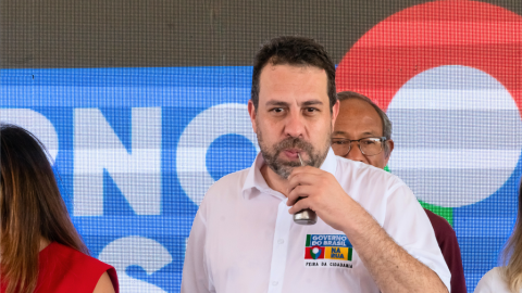 Boulos troca o café por tereré e avisa: "Lula vai ser tetra!"