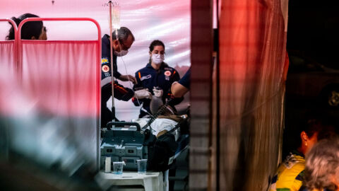 Médicos tentam reanimação por duas horas, mas William morre na Passarela do Samba