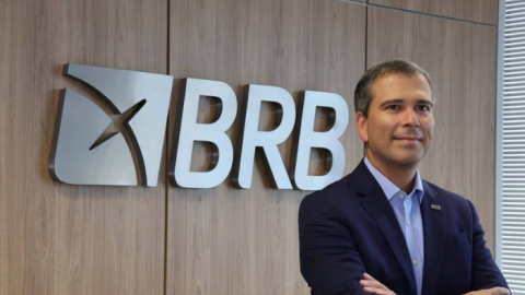 PF prende ex-presidente do BRB por receber imóveis milionários de Daniel Vorcaro