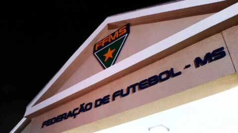 Chuva adia troca de figurinhas da Copa na sede da Federação de Futebol de MS