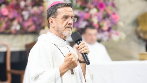 Bispos veem em Flávio Bolsonaro ameaça à democracia