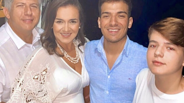 A prefeita Adriane Lopes celebra o dia da família e fala da importância dela em suas redes sociais