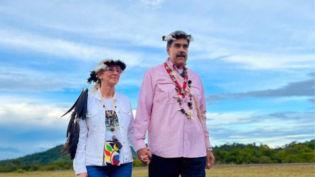 EUA invadem Venezuela e removem Nicolás Maduro da presidência