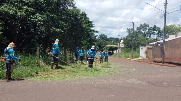 PrefCG mantém ritmo intenso com manutenção e limpeza viária