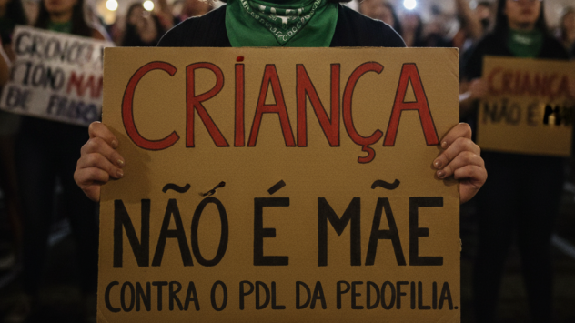 Criança não é mãe, extrema direita brasileira