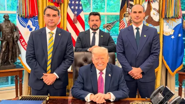 Trump "mata" democracia nos EUA e aplica R$ 5,1 milhões contra o STF
