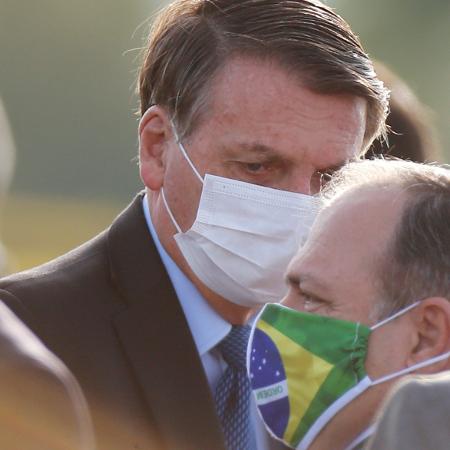 Presidente Jair Bolsonaro e o ministro interino da Saúde, Eduardo Pazuello
