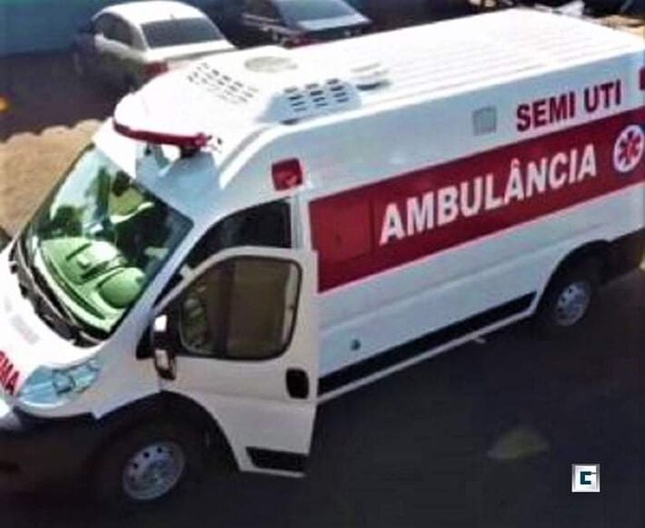 Ambulância da secretaria municipal de Saúde de Aral Moreira que desapareceu ao levar paciente para a UTI na cidade de Naviraí 