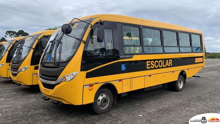 Ônibus semelhante entregues no Paraná 