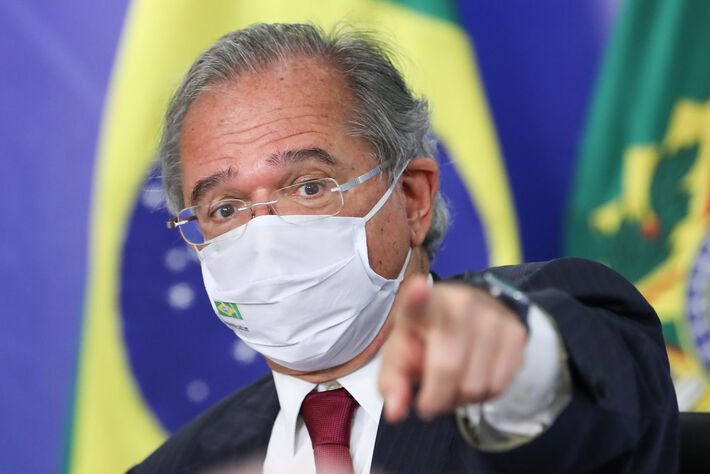 Paulo Guedes busca viabilizar programa social do governo Jair Bolsonaro, substituindo assim o Bolsa Família. 