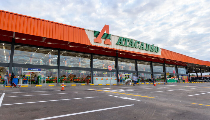 Novo prédio, reconstruído