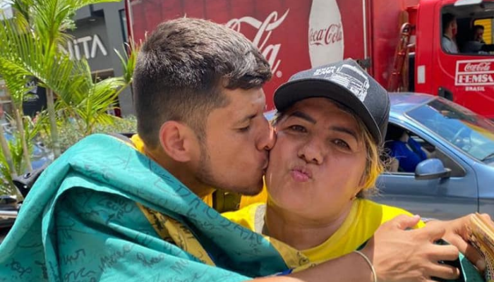 Tiago Vargas e a mãe, Mercedes que foi vítima da Covid19 neste domingo (11.abril)