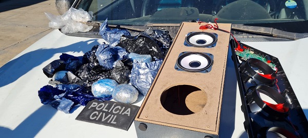Narcotraficante escondeu 29 porções de maconha em caixa de som enviada pelos Correios