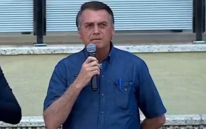 Bolsonaro participa de cerimônia em igreja de Goiânia, Goiás  Foto: Reprodução/Twitter