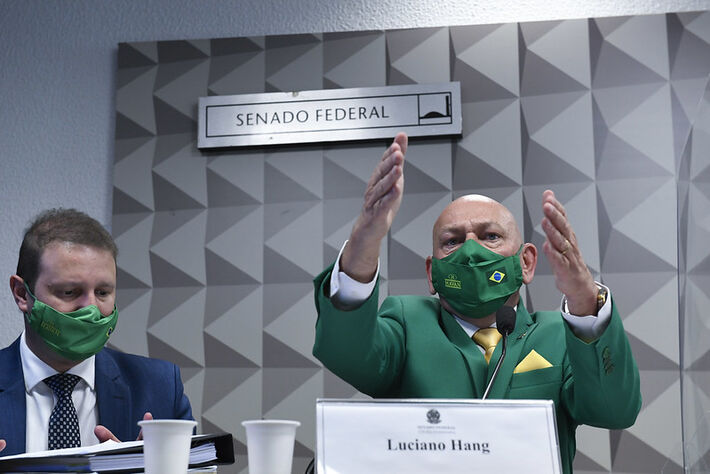 Advogado Murilo Varasquim e o empresário Luciano Hang. Foto: Roque de Sá/Agência Senado