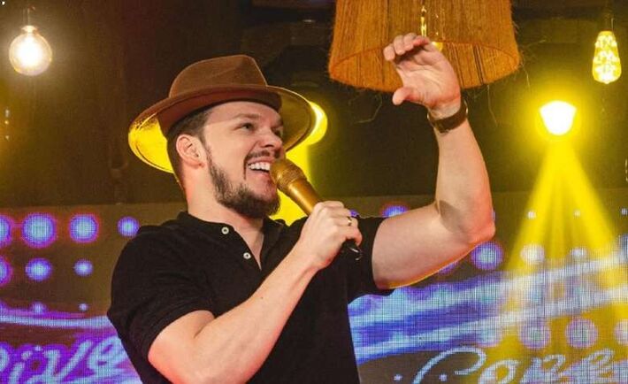 Acidente deixou pelo menos três pessoas feridas, incluindo uma criança de 13 anos