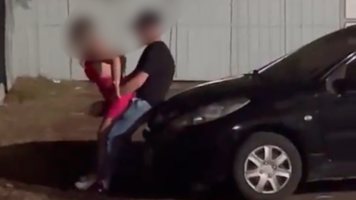 Casal é flagrado fazendo sexo no estacionamento de show do Gusttavo Lima. Foto: Reprodução 