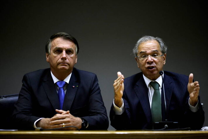 Esses são Bolsonaro e seu ministro da Economia, Paulo Guedes. A foto é Reuters.  