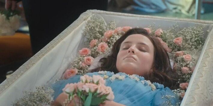 Elisa, a personagem de Larissa Manoela, morreu na história de Além da Ilusão